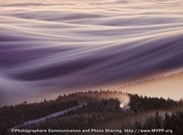 Martin Rak-晨雾中的卢萨蒂亚山脉